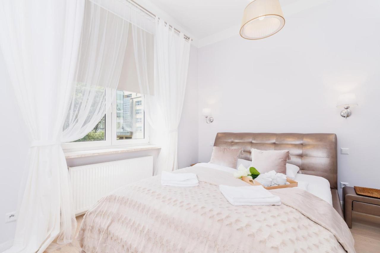 Modern Apartment Lubicz Krakow By Noclegi Renters Exterior photo